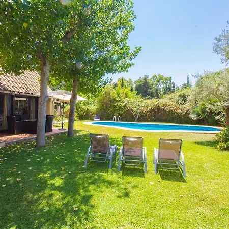 Holiday home Chalet Con Piscina, Wifi Y Smart Tv