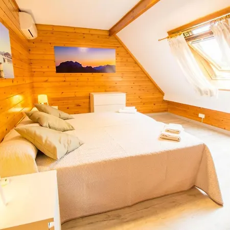 Holiday home Chalet Con Piscina, Wifi Y Smart Tv Port de Pollenca